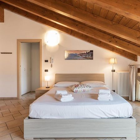 La Filanda Apartments By Wonderful Italy Bellagio Bagian luar foto