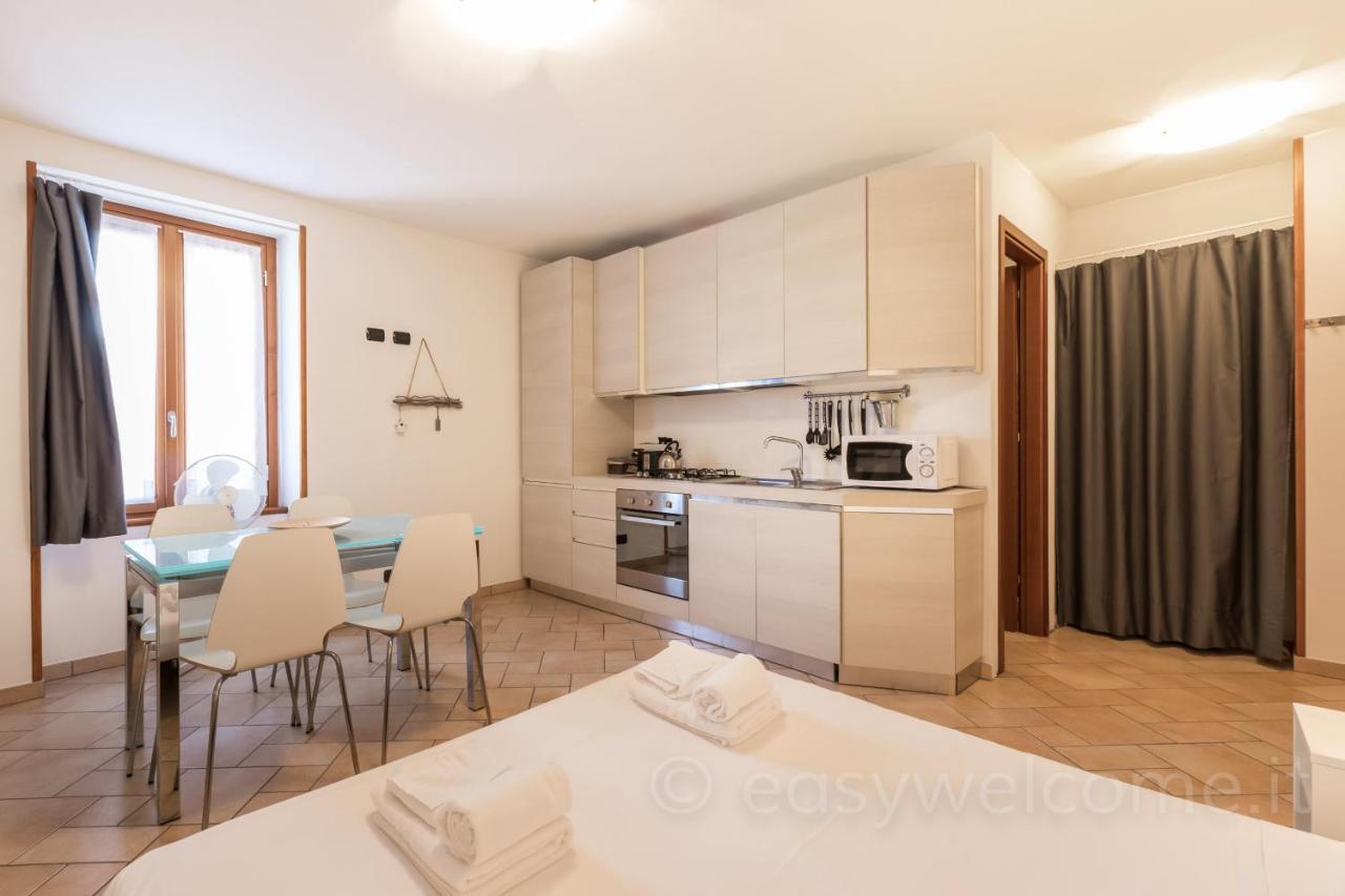 La Filanda Apartments By Wonderful Italy Bellagio Bagian luar foto