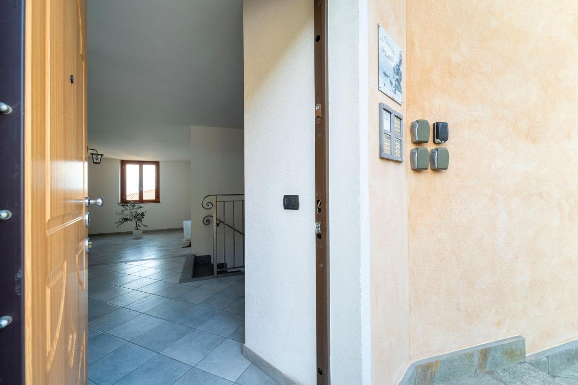 La Filanda Apartments By Wonderful Italy Bellagio Bagian luar foto